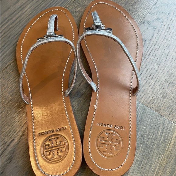 Tory Burch flip flop sandal - Picture 2 of 3
